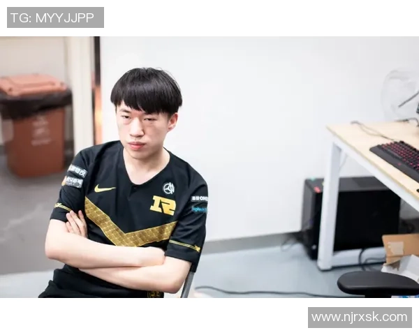 赛后分析:TES与RNG对决中的战术布局与关键决策探讨 赛后分析:TES与RNG对决中的战术布局与关键决策探讨