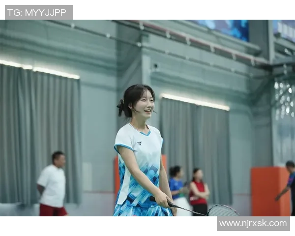 重庆羽毛球队的训练与竞技状态全景揭秘助力羽毛球运动发展 重庆羽毛球队的训练与竞技状态全景揭秘助力羽毛球运动发展