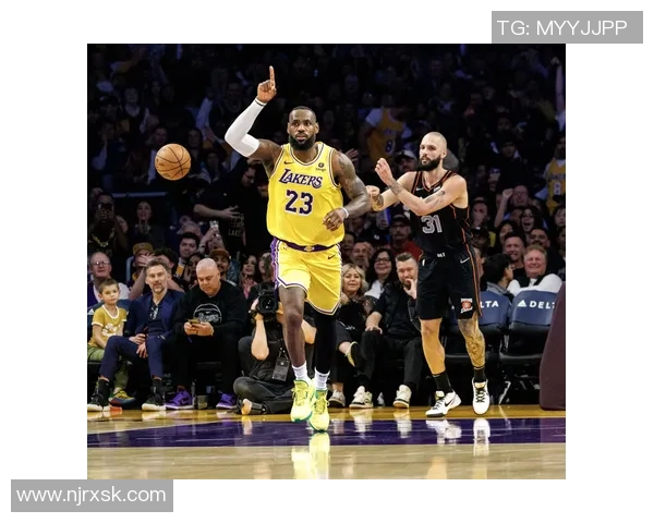 2018年湖人与掘金季前赛精彩对决回顾与分析