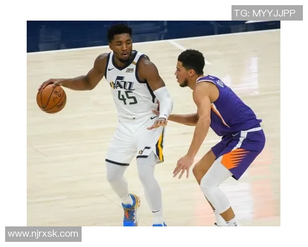 NBA骑士与爵士精彩对决视频直播全程回顾与分析 NBA骑士与爵士精彩对决视频直播全程回顾与分析