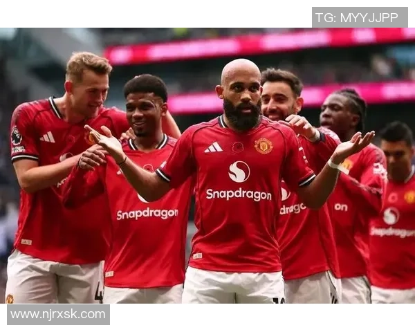 曼联与大阪钢巴激战在即球迷期待精彩对决与精彩瞬间 曼联与大阪钢巴激战在即球迷期待精彩对决与精彩瞬间